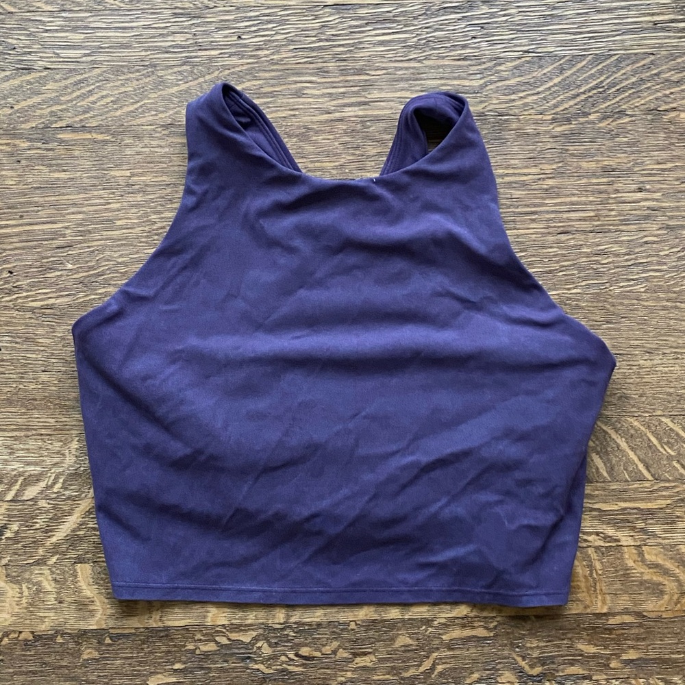 Athleta Conscious Crop